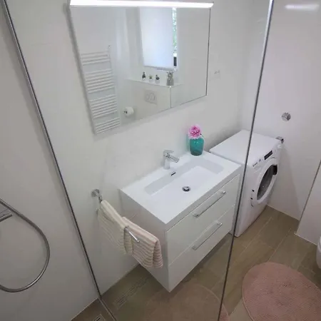 In Porec/istrien 40339 Apartment *