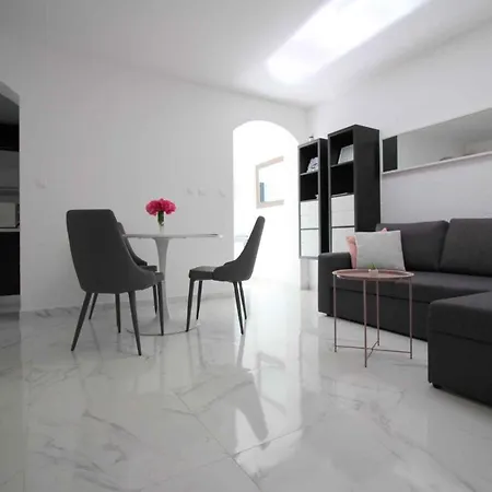 In Porec/istrien 40339 Apartment